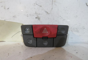 Bouton de warning FIAT PANDA 2