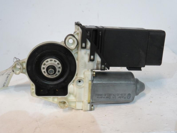 Moteur leve vitre avant droit SEAT TOLEDO 2 Photo n°1