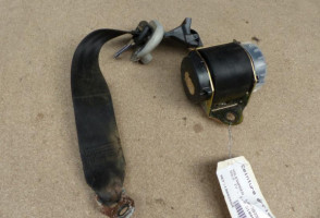 Ceinture arriere droit VOLKSWAGEN GOLF 4