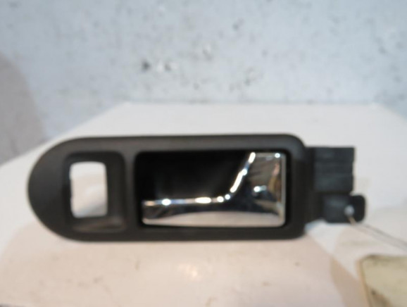 Poignee interieur avant droit VOLKSWAGEN BORA Photo n°1