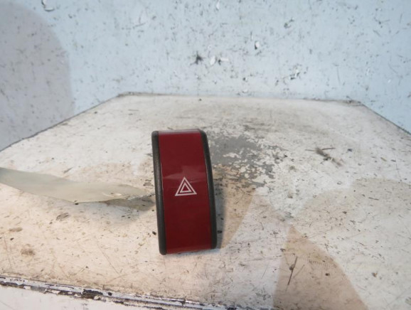 Bouton de warning OPEL CORSA C Photo n°1