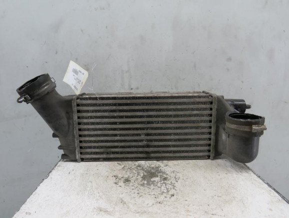 Echangeur air (Intercooler) PEUGEOT 308 1 SW Photo n°1