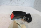 Attache ceinture arriere droit OPEL CORSA D Photo n°1