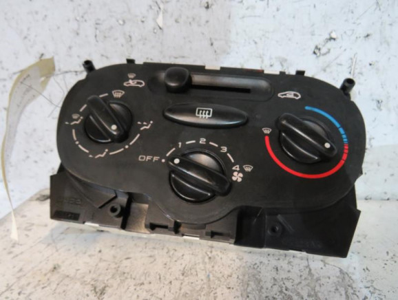 Commande chauffage PEUGEOT 206+ Photo n°1
