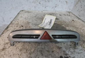 Bouton de warning PEUGEOT 308 1