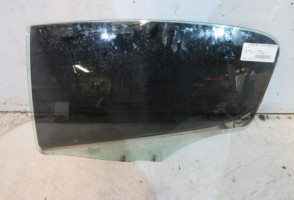 Vitre arriere gauche PEUGEOT 407