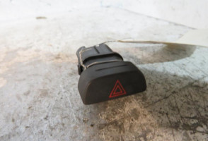 Bouton de warning FORD FOCUS 2