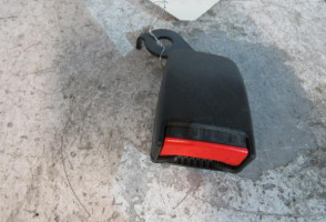 Attache ceinture arriere gauche CITROEN XSARA PICASSO