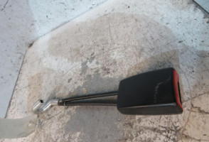 Attache ceinture arriere droit SEAT LEON 1