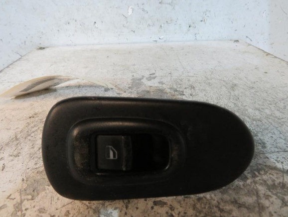 Interrupteur de leve vitre avant droit SEAT LEON 1 Photo n°1