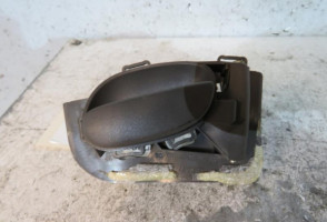 Poignee interieur avant droit PEUGEOT 206