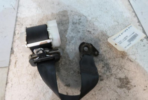 Ceinture arriere droit TOYOTA YARIS 2
