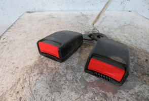 Attache ceinture arriere gauche CITROEN XSARA PICASSO