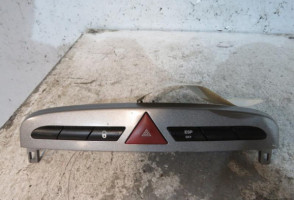 Bouton de warning PEUGEOT 308 1