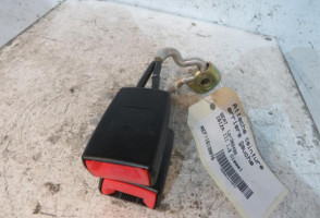 Attache ceinture arriere gauche SEAT IBIZA 3