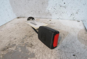 Attache ceinture arriere droit SEAT TOLEDO 2