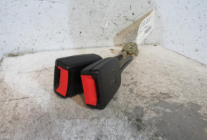 Attache ceinture arriere gauche SEAT TOLEDO 2