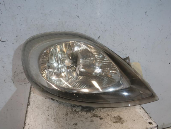 Phare droit occasion - Renault TRAFIC - 7700311372 - GPA