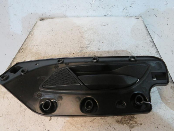 Poignee interieur arriere droit FIAT GRANDE PUNTO Photo n°1