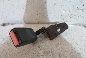 Attache ceinture arriere gauche PEUGEOT 407