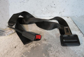 Attache ceinture arriere gauche VOLKSWAGEN POLO 3