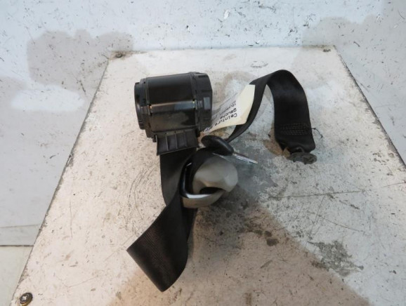 Ceinture arriere gauche VOLKSWAGEN GOLF 4 Photo n°1