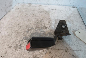 Attache ceinture arriere droit PEUGEOT 407