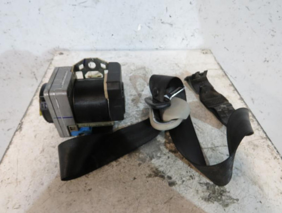 Ceinture avant droit VOLKSWAGEN GOLF 4 Photo n°1
