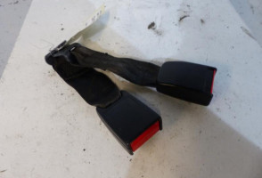 Attache ceinture arriere gauche PEUGEOT 206