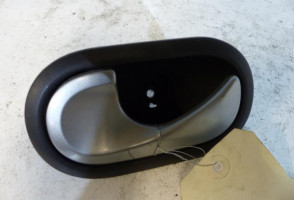 Poignee interieur avant gauche RENAULT CLIO 3