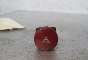 Bouton de warning PEUGEOT PARTNER 1