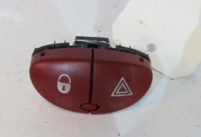 Bouton de warning PEUGEOT 206