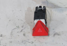Bouton de warning VOLKSWAGEN TOURAN 2 Photo n°1