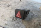 Bouton de warning AUDI A4 2 Photo n°1