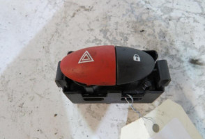 Bouton de warning RENAULT TWINGO 2