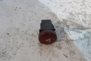 Bouton de warning PEUGEOT PARTNER 1