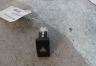 Bouton de warning VOLKSWAGEN GOLF 6 Photo n°1