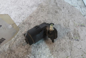 Pompe lave glace avant FIAT PUNTO 2