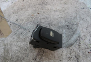 Interrupteur de leve vitre avant droit PEUGEOT 407