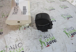 Interrupteur de leve vitre arriere droit FORD FOCUS 3