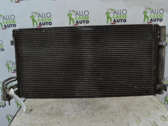 Radiateur clim HYUNDAI TRAJET Photo n°1