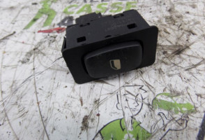 Interrupteur de leve vitre arriere droit CITROEN C8