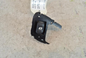 Interrupteur de leve vitre arriere droit PEUGEOT 607