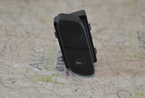Interrupteur de leve vitre avant droit VOLKSWAGEN POLO 4