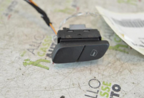 Interrupteur de leve vitre avant droit VOLKSWAGEN POLO 4