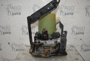 Pompe de direction PEUGEOT 106