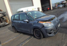 Pare boue arriere droit CITROEN C3 PICASSO Photo n°8