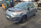 Pare boue arriere droit CITROEN C3 PICASSO Photo n°12