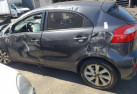 Bouton de warning KIA RIO 3 Photo n°20