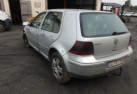 Attache ceinture arriere centrale VOLKSWAGEN GOLF 4 Photo n°14